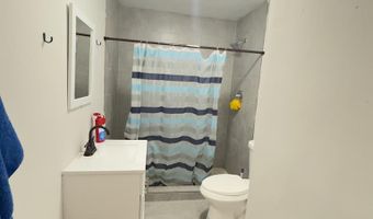 410 W Calhoun St, Bruce, MS 38915