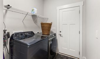 183 Rough Ridge Trl, Aberdeen, NC 28315