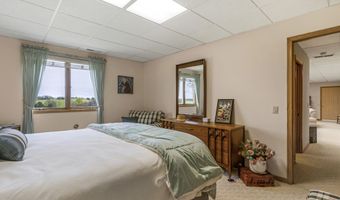 3988 N Farm Road 35, Ash Grove, MO 65604
