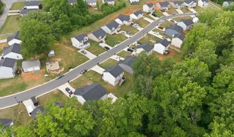 889 Berg St, Asheboro, NC 27203