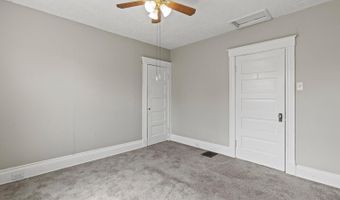 6717 Bramble Ave, Cincinnati, OH 45227