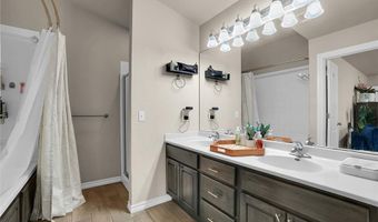 3121 White Tail Dr, Altus, OK 73521