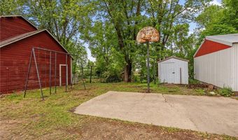 340 Excelsior Ave N, Annandale, MN 55302