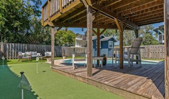 310 MAGNOLIA St, Atlantic Beach, FL 32233