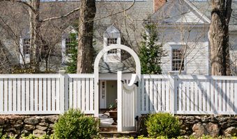 266 Weed St, New Canaan, CT 06840