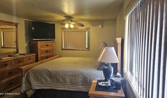 22902 E KING St, Cataldo, ID 83810