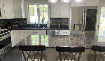 6 Myers Ln, Billerica, MA 01862