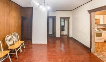 1418 Cooper St, Alton, IL 62002