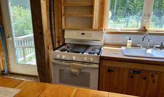 705 Hollin Waite Hill Rd, Anson, ME 04911