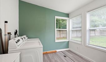 519 Bay Blvd, Bayville, NJ 08721