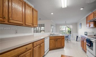 7 Lake Linden Dr, Bluffton, SC 29910