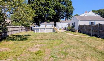 17 Stone Ave, Warwick, RI 02889