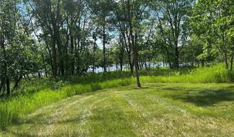 1402 N Mckay Ave NE, Alexandria, MN 56308