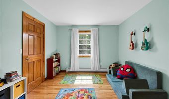 218 Donahue Rd, Barre, VT 05654