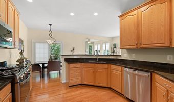 22612 SCATTERSVILLE GAP Ter, Ashburn, VA 20148
