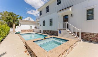 264 41st St, Avalon, NJ 08202