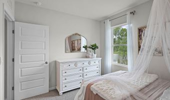 8387 Madrid St, Lakeland, FL 33810