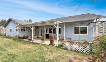 914 EASY St, Brookings, OR 97415