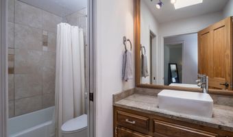 1393 Wagon Train Dr SE, Albuquerque, NM 87123