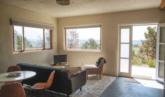 38 Tres Lomas, Arroyo Hondo, NM 87529