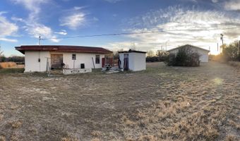 103 Iowa, Zapata, TX 78076