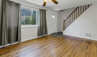 100 Loftus Cir, Bridgeport, CT 06606