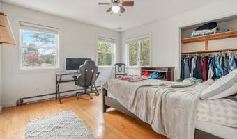 12 Thunder Dr, Alloway, NJ 07418