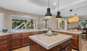 620 Lacrosse Pl, Escondido, CA 92025