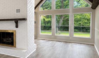 106 Guinivere Dr, Albertville, AL 35950