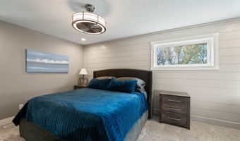 6235 Us Highway 69, Ames, IA 50010