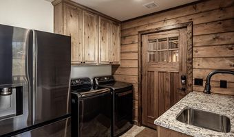 106 Mountain Shadows Rd, Ruidoso, NM 88345