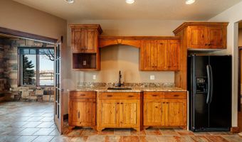 8 Funny Bird Ln, Buffalo, WY 82834
