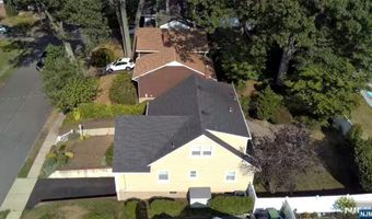 202 Pleasant Ave, Bergenfield, NJ 07621