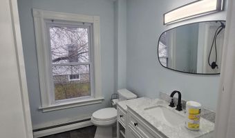 153 Cony St, Augusta, ME 04330