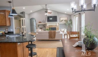 1030 Oakwood St, Burley, ID 83318