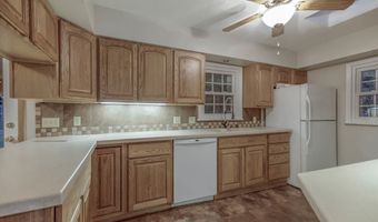232 Greenway Rd, Arkansas City, KS 67005