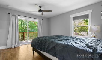 549 Clubhouse Dr, Banner Elk, NC 28604