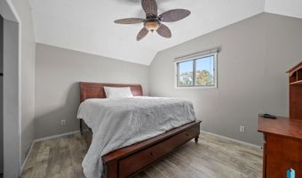 600 S 3rd St, Beresford, SD 57004