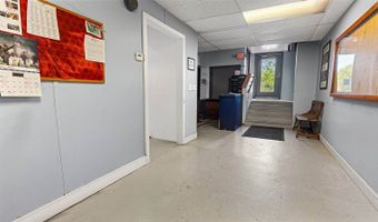 1520 Union St, Bangor, ME 04401