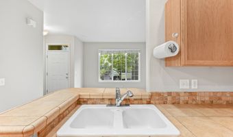 2345 NW OAK KNOLL Pl, Beaverton, OR 97006