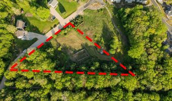 30 Hidden Meadows Dr, Arundel, ME 04046