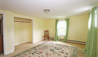 23 Sherman Ln, Middletown, RI 02842