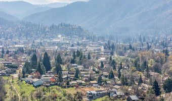 852 Oak St, Ashland, OR 97520
