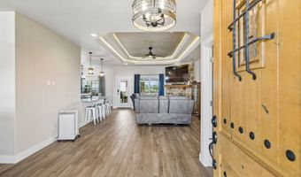 9691 Crow Ln, Adkins, TX 78101
