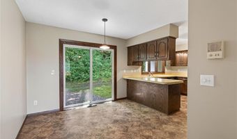 108 Hidden Meadow Rd, Apple Valley, MN 55124