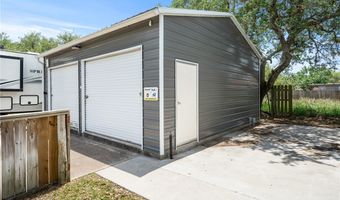 649 W Magnolia Ave, Aransas Pass, TX 78336