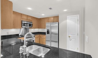5 PARK Pl 107, Annapolis, MD 21401