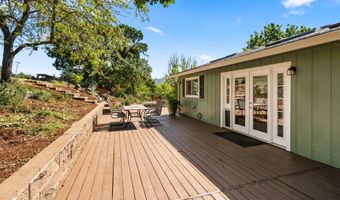 2140 N Valley View Rd, Ashland, OR 97520