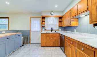 20 Provost Dr, Airmont, NY 10901