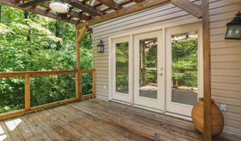 215 DAVIS ACRES Dr, Alpine, AL 35014